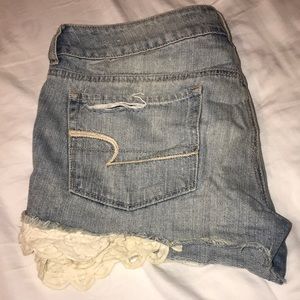 American Eagle shorts !